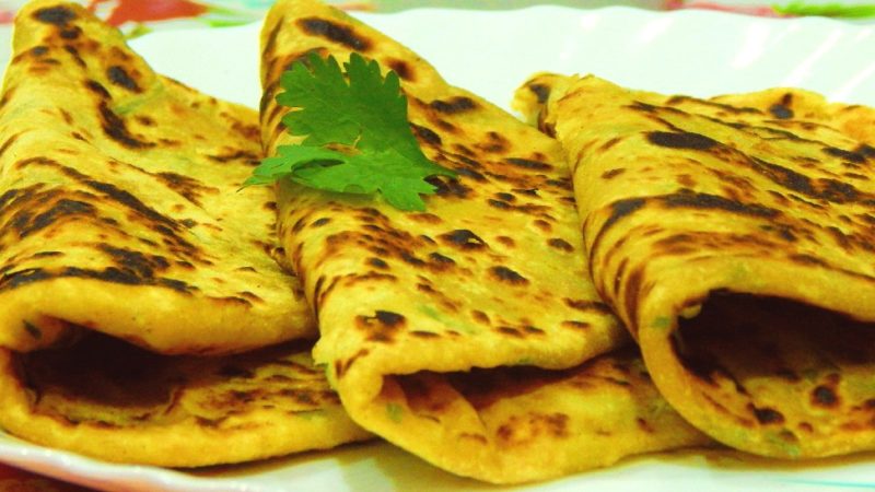 aloo-parantha-potato-paratha-the-pop-food