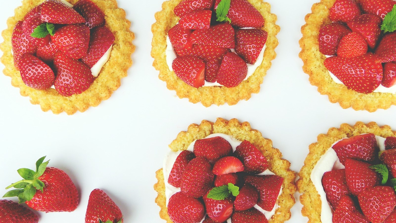 How to make yummy Strawberry Shortcakes