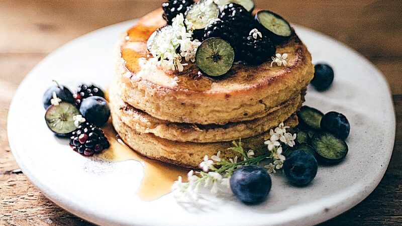 blueberry-pancakes-thepopfood